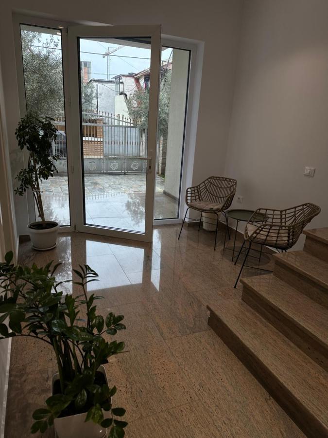 טיראנה Brilant Apartament מראה חיצוני תמונה